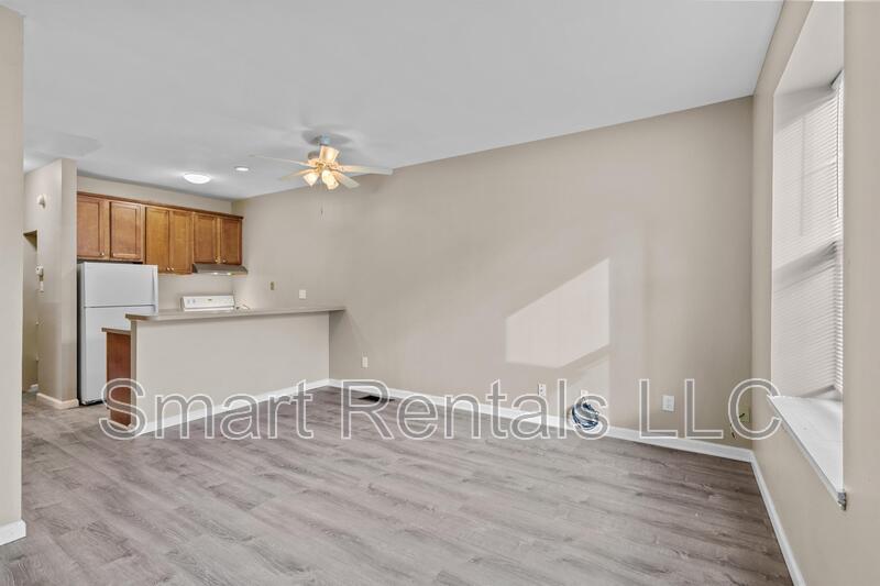 Foto principal - 3831 McRee Ave