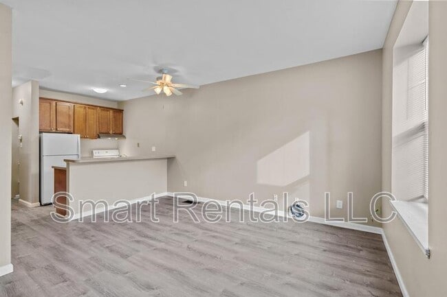 Building Photo - 3831 McRee Ave