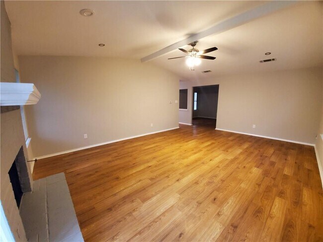 Foto del edificio - 2665 Piping Rock Trail
