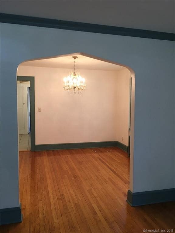 Building Photo - 96 Kenwood Ave