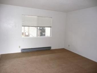 Primary Photo - 3260 Main St