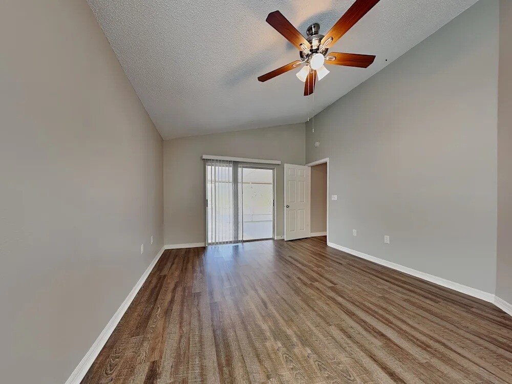 Building Photo - 2019 Sarah Louise Dr