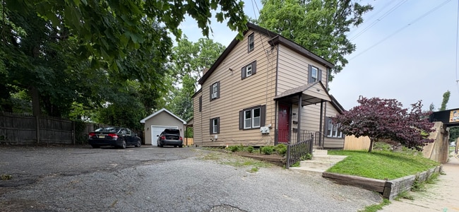 Building Photo - 66 E Red Bank Ave