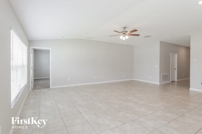 Building Photo - 10621 Standing Stone Dr