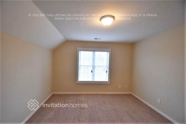 Foto del edificio - 105 Whiddon Dr