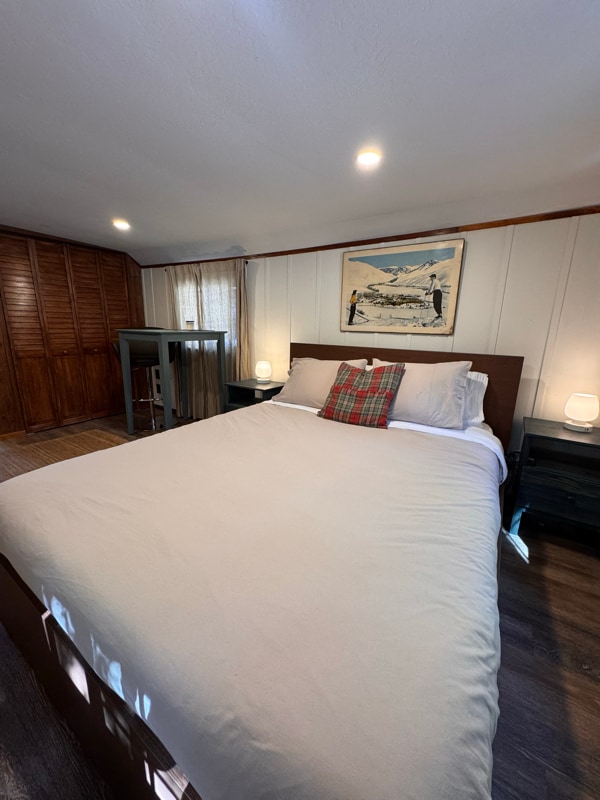 Building Photo - 451 Brassie Ave