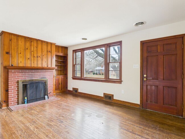 Foto del edificio - 637 Woodhaven Dr