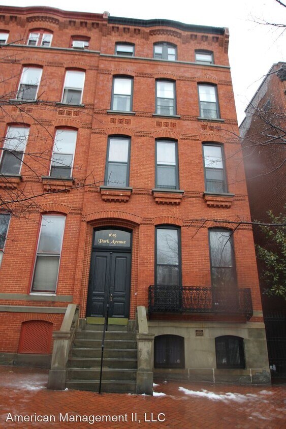 Primary Photo - 1619 Park Ave