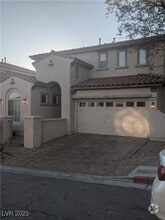 Building Photo - 2231 Red Bud St
