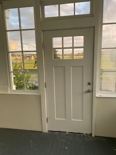 Primary Photo - 33 Seaview Ave