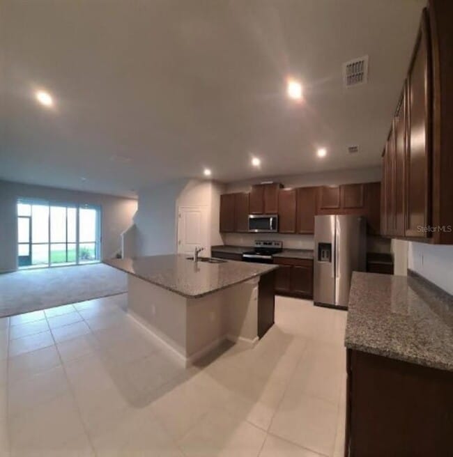 Building Photo - 2525 Arbor Wind Dr