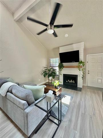 Building Photo - 2412 Chapel Hill Ln