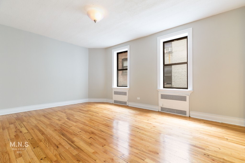 Primary Photo - 47-07 41st Street