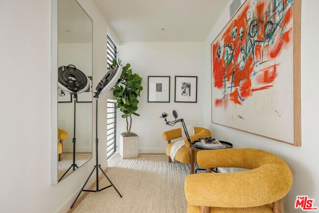 Foto del edificio - 917 Hilldale Ave