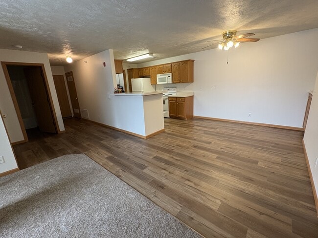 Living Area LVP - Midland Heights Apartments