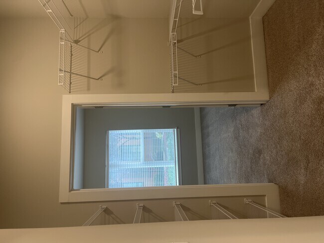 Interior Photo - 915 Glenwood Apartments at Grant Park