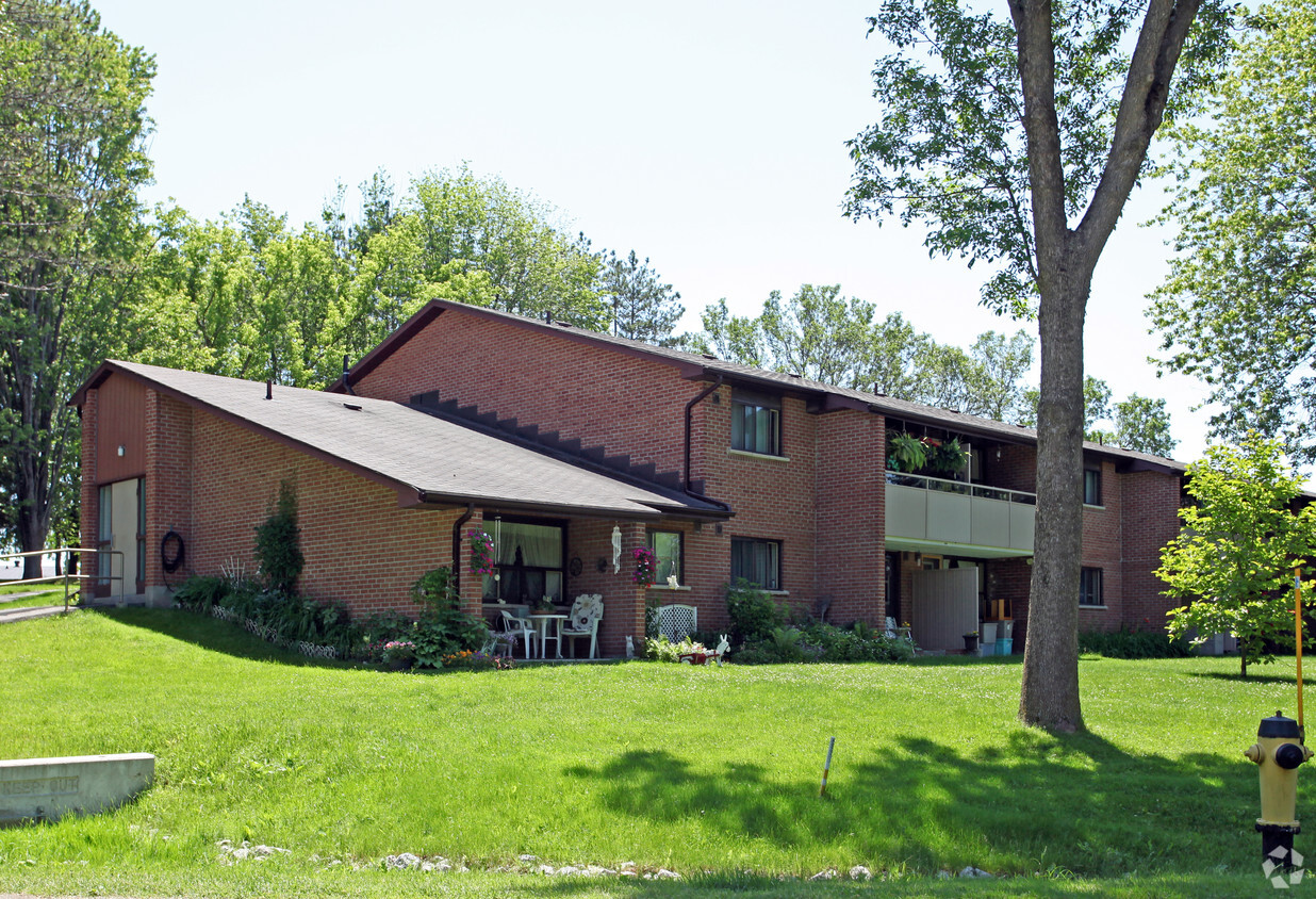 Primary Photo - Brookside Apartments