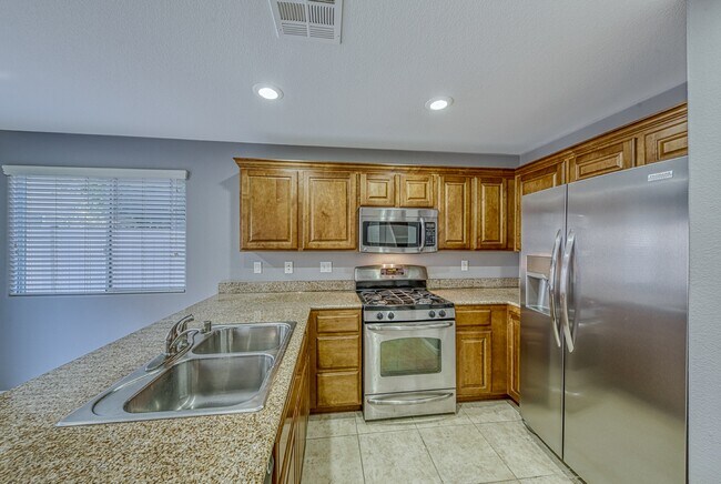 Foto del edificio - 6044 Conroe Ct