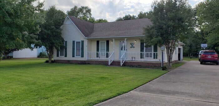 Primary Photo - Northmeade Woods Subdivision