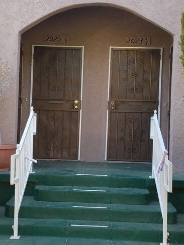 Bienvenido - 2023 S Harcourt Ave