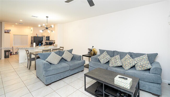 Foto del edificio - 2820 NW 180th St