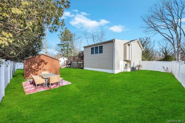 Foto del edificio - 62 Forest Ave