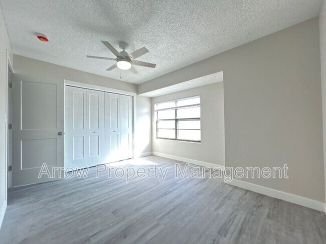 Foto del edificio - 1302 S Jackson St