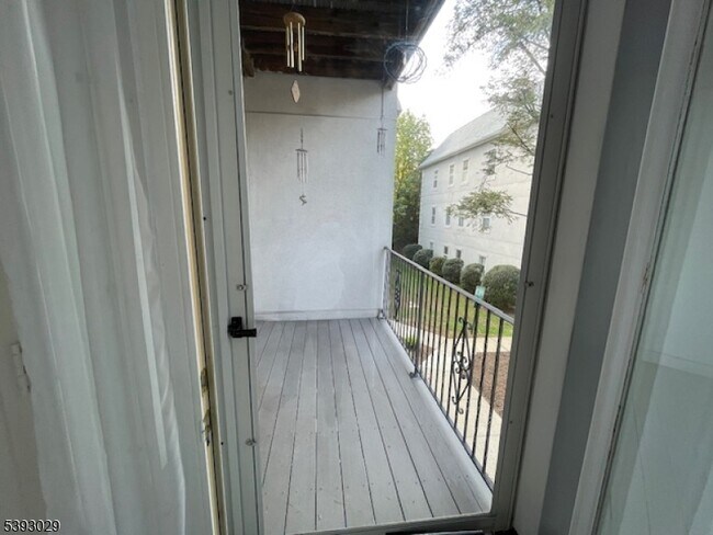 Foto del edificio - 710 Brittany Dr