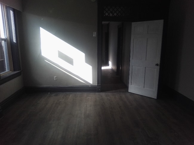 Foto del edificio - 5803 S Broadway