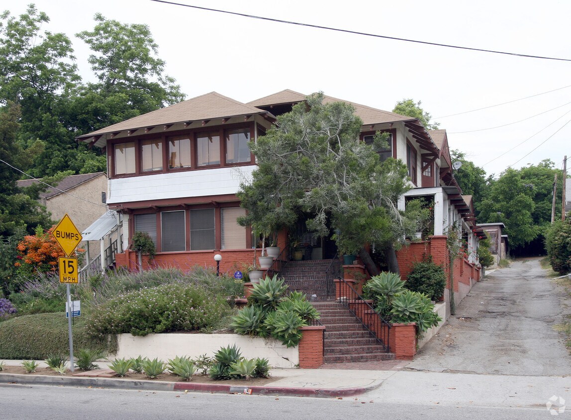 Foto del edificio - 937 N Benton Way