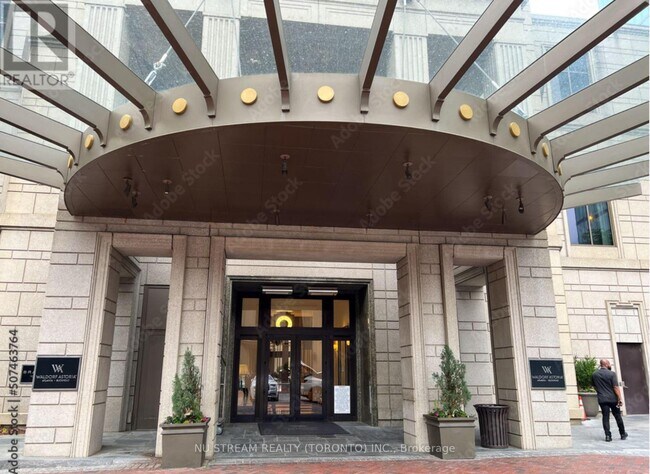 Photo du bâtiment - 955 Bay St.