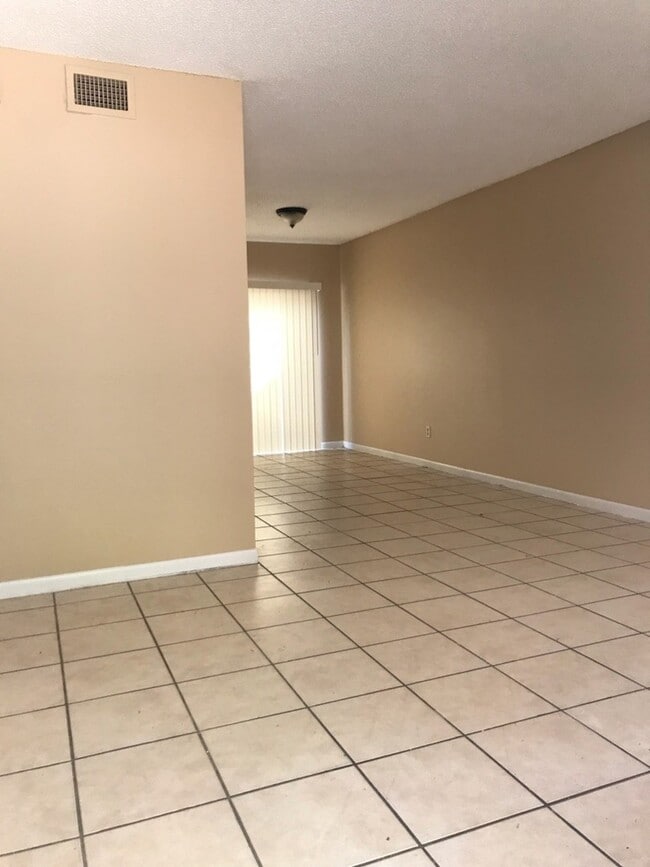 Building Photo - 3409 Ave R NW