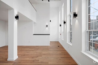 Building Photo - The Nylon Lofts