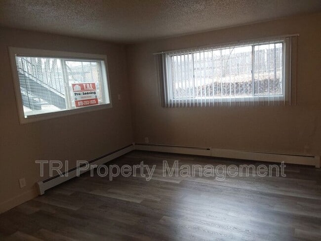 Foto del edificio - 824 30th Ave Pl