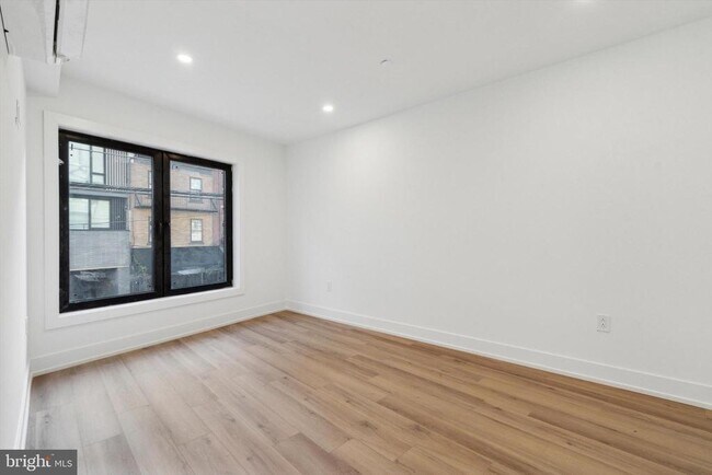 Building Photo - 808 N 3rd St