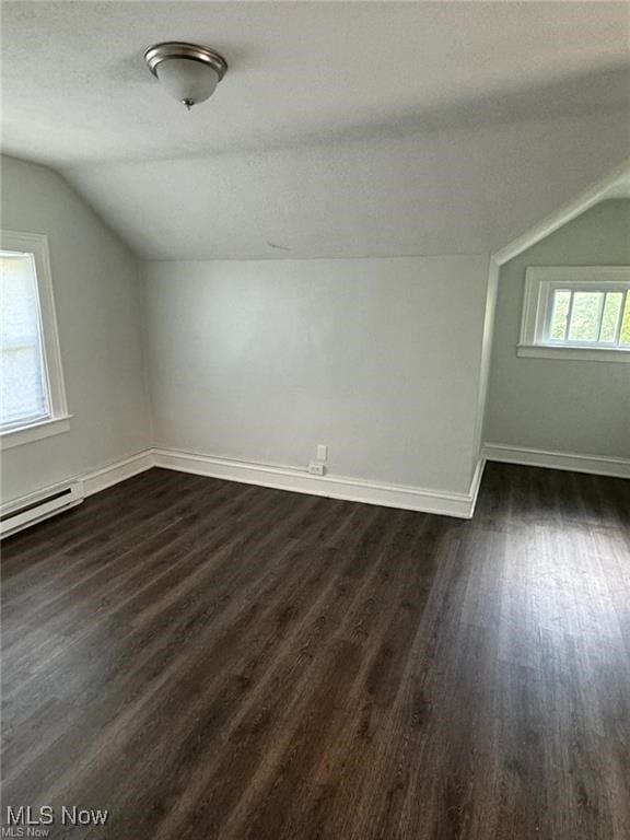 Foto del edificio - 3760 Mayfield Rd