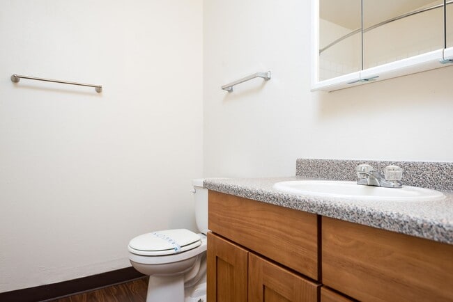 Interior Photo - Douglas Square