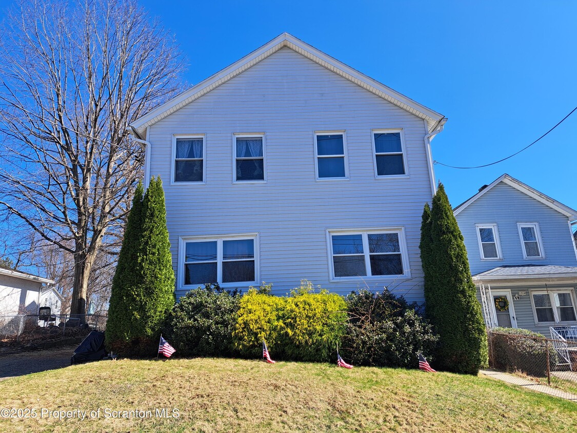 Primary Photo - 1316 Jefferson Ave