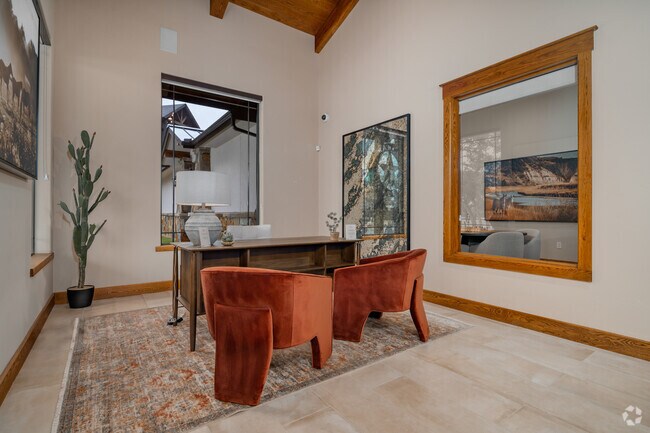 Centro de arrendamiento - Ranch Creek Living