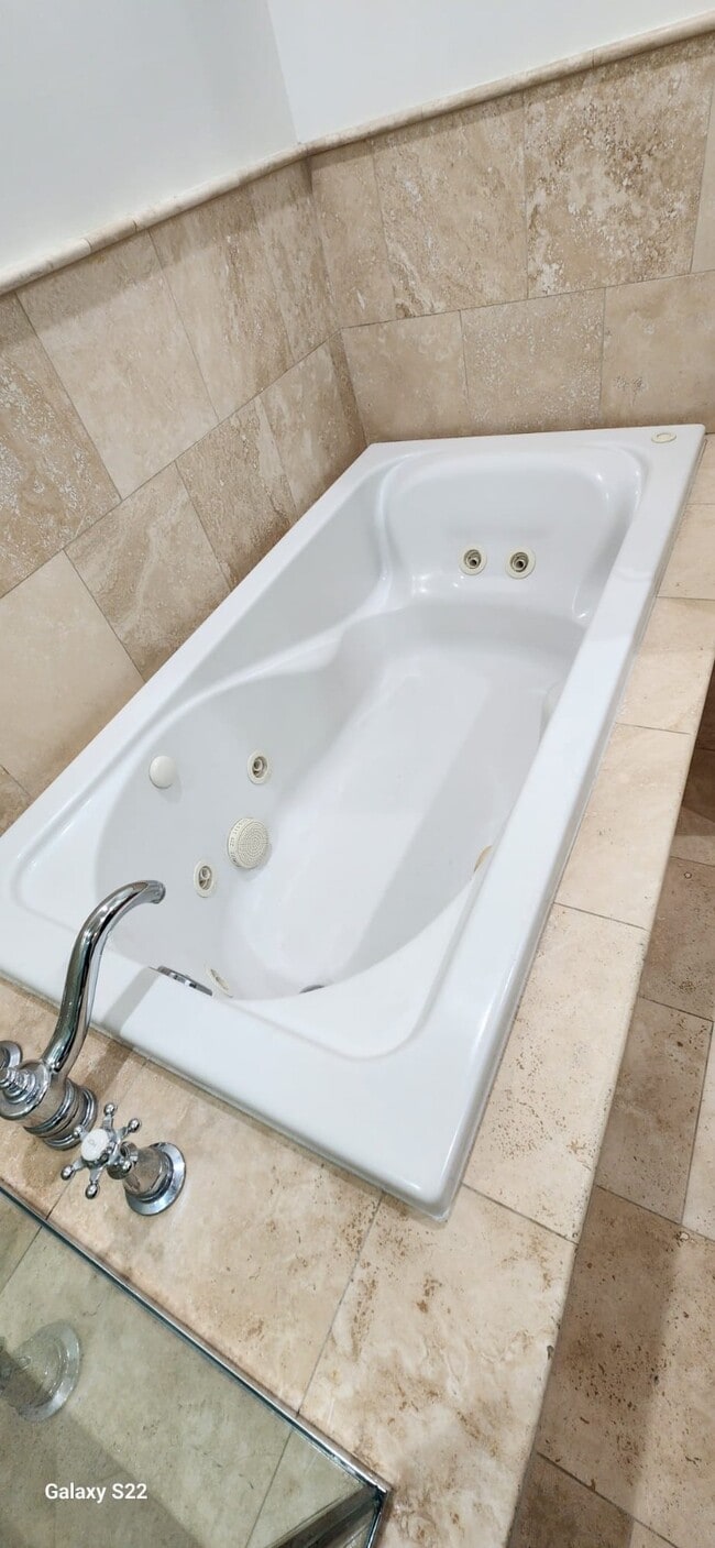 Foto del edificio - 12402 Killion St