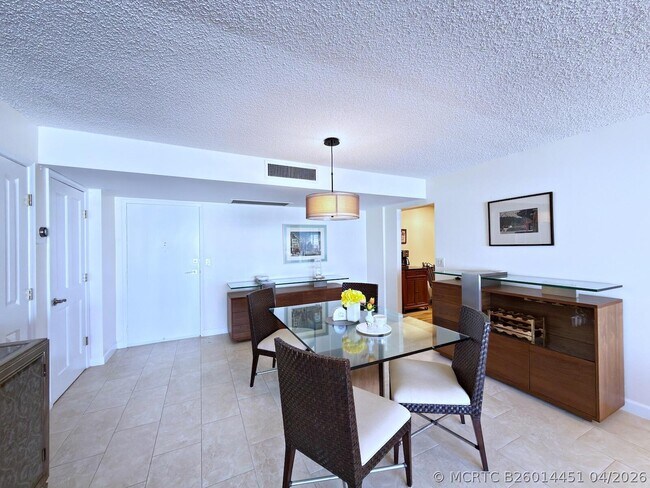 Foto del edificio - 3546 S Ocean Blvd