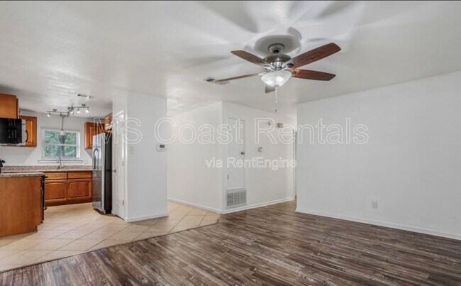 Foto del edificio - 7520 Marathon Dr