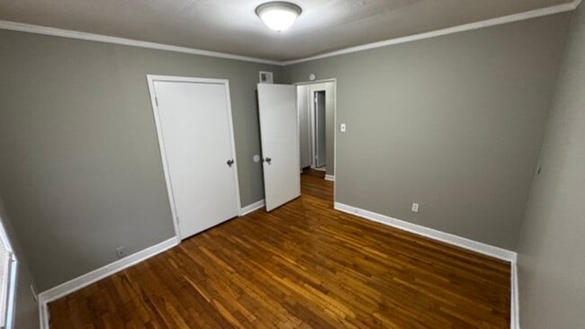 Building Photo - 4157 Barron Ave