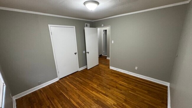 Foto del edificio - 4157 Barron Ave