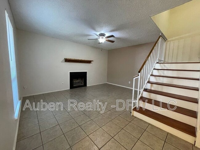 Foto del edificio - 5516 Lewis Ct
