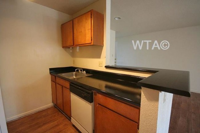 Building Photo - 1 bedroom in Austin TX 78753