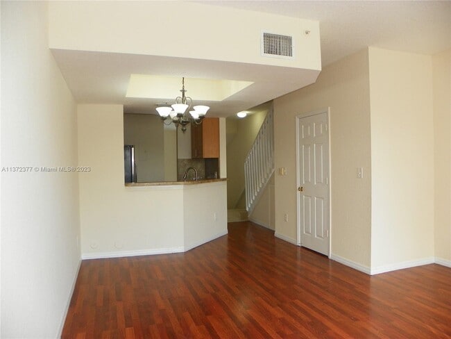 Building Photo - 735 SW 148th Ave
