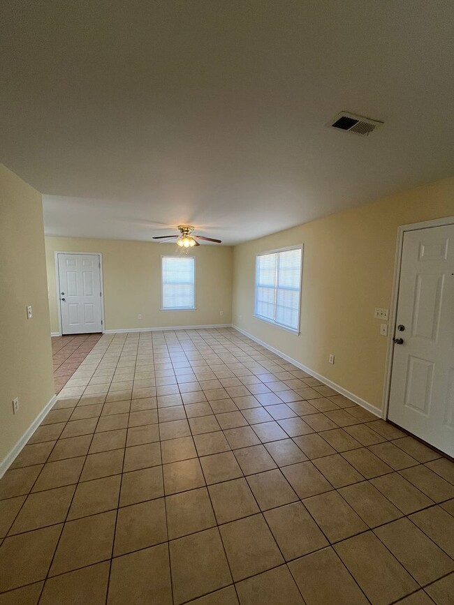 Building Photo - 3943 Greenpond Rd