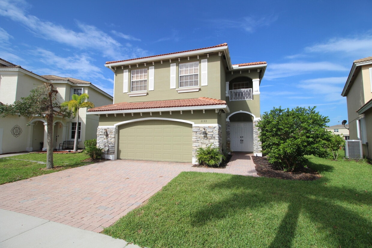 2193 NW Padova St, Port Saint Lucie, FL 34986 House for Rent in Port