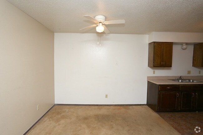 Foxcroft Apartments Oklahoma City Ok Apartments Com